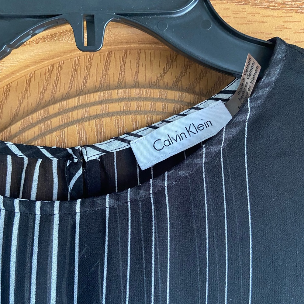 Calvin Klein sheer dress. Size large. B&W